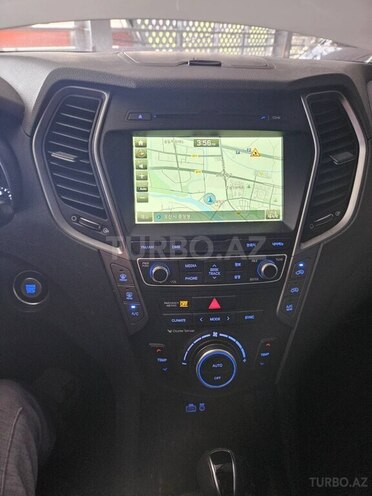 Hyundai Santa Fe-21