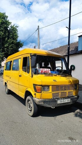 Mercedes 208 D 1990, 442,210 km - 2.3 l - İsmayıllı