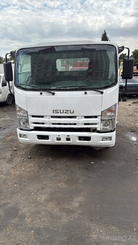 Isuzu  2013, 282,000 km - 4.7 l - Bakı