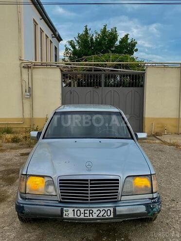 Mercedes E 200 1994, 383,280 km - 2.0 л - Sumqayıt