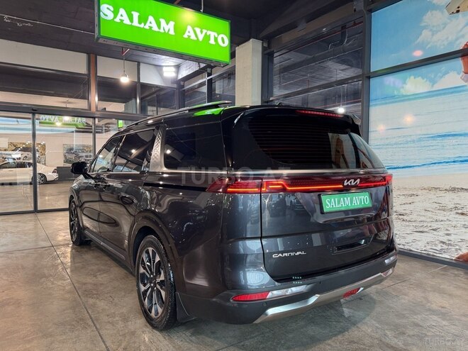 Kia Carnival-6