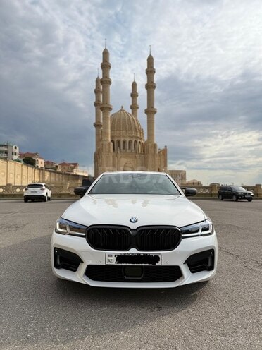BMW 530e-1