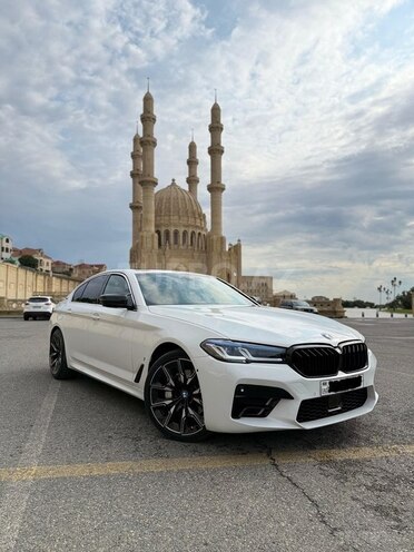 BMW 530e-2