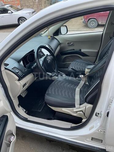 Mitsubishi Outlander 2008, 304,000 km - 2.4 l - Bakı