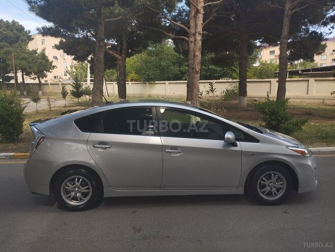 Toyota Prius 2010, 280,000 km - 1.8 л - Sumqayıt