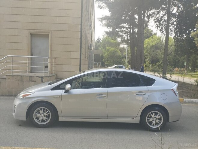 Toyota Prius 2010, 280,000 km - 1.8 л - Sumqayıt