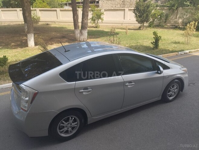 Toyota Prius 2010, 280,000 km - 1.8 л - Sumqayıt