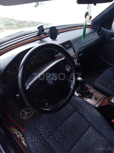 Mercedes C 180 1998, 391,029 km - 1.8 л - Lerik