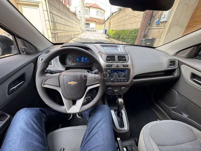Chevrolet Cobalt-11