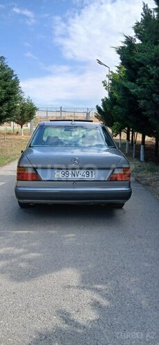Mercedes E 200 1991, 385,236 km - 2.0 l - Xırdalan