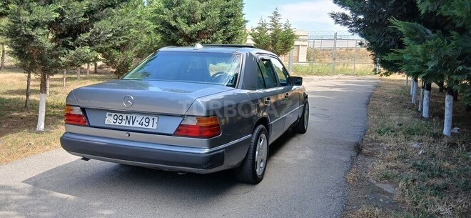 Mercedes E 200 1991, 385,236 km - 2.0 l - Xırdalan