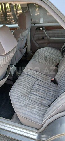 Mercedes E 200 1991, 385,236 km - 2.0 l - Xırdalan