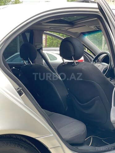 Mercedes C 220 d 2001, 370,000 km - 2.2 l - Bakı