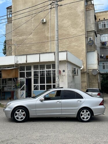 Mercedes C 220 d 2001, 370,000 km - 2.2 l - Bakı