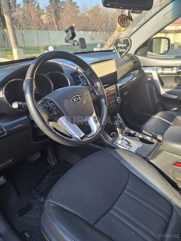 Kia Sorento 2011, 170,000 km - 2.0 l - Biləsuvar