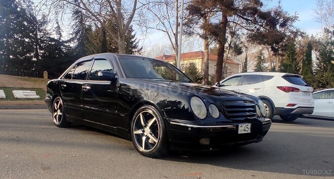 Mercedes E 240 1999, 330,000 km - 2.6 l - Mingəçevir