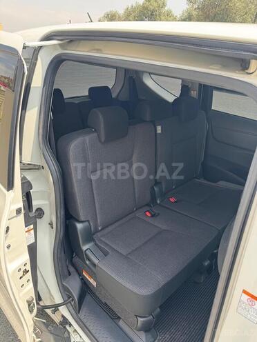 Toyota Sienta 2019, 143,000 km - 1.5 l - Bakı