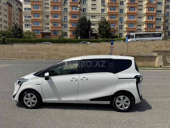 Toyota Sienta 2019, 143,000 km - 1.5 l - Bakı
