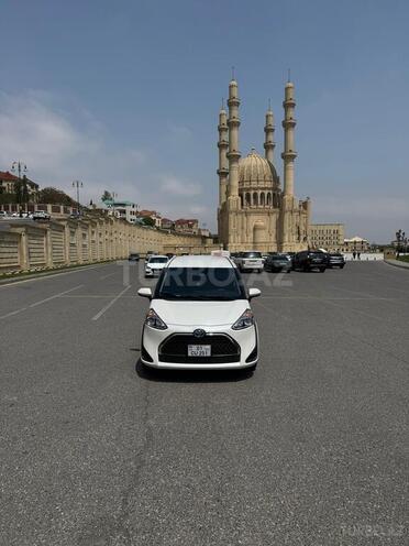 Toyota Sienta 2019, 143,000 km - 1.5 l - Bakı
