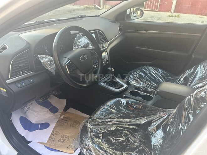 Hyundai Elantra 2017, 97,666 km - 2.0 l - Bakı