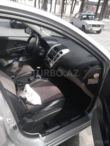 Kia Ceed 2008, 280,000 km - 1.6 л - Sumqayıt