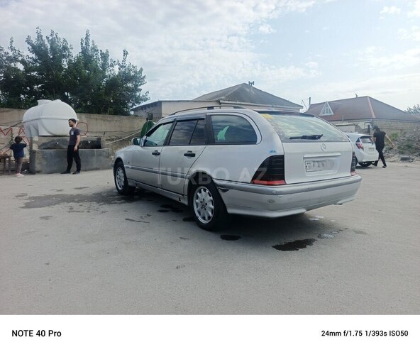 Mercedes C 220 d 2000, 109,545 km - 2.2 л - Bakı
