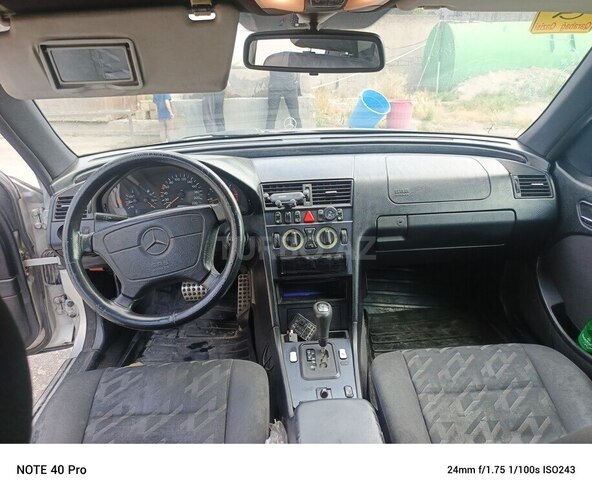 Mercedes C 220 d 2000, 109,545 km - 2.2 л - Bakı