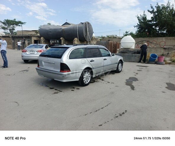 Mercedes C 220 d 2000, 109,545 km - 2.2 л - Bakı