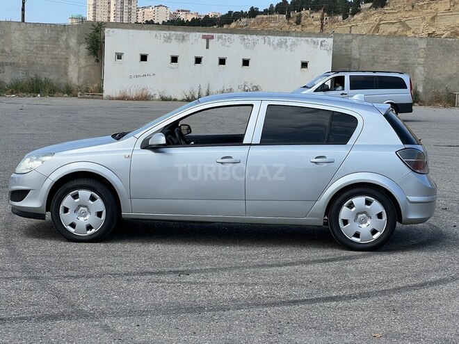 Opel Astra 2009, 320,000 km - 1.4 l - Bakı