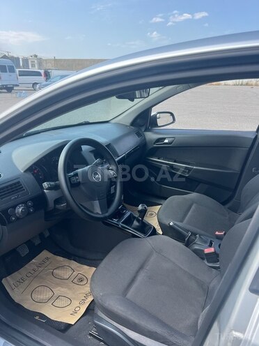 Opel Astra 2009, 320,000 km - 1.4 l - Bakı