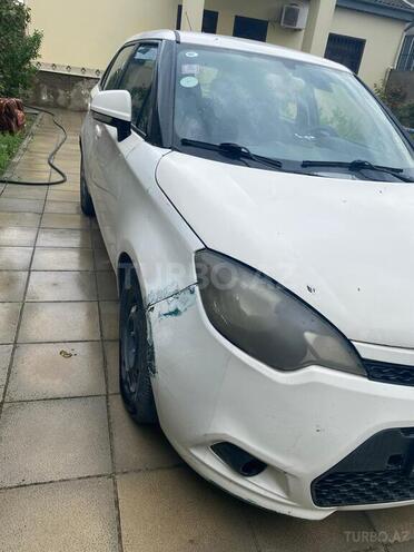 MG 3 2011, 206,000 km - 1.5 l - Bakı