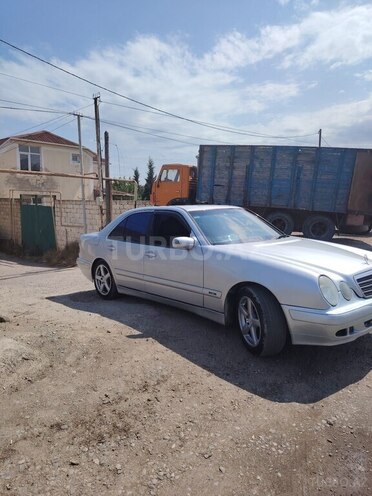 Mercedes E 220 d 2000, 288,000 km - 2.2 l - Bakı