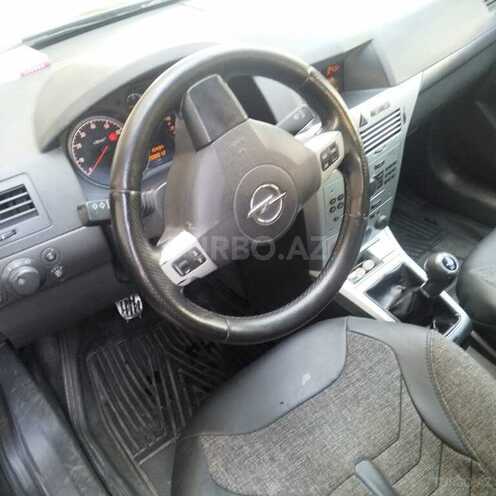 Opel Astra 2009, 208,000 km - 1.4 l - Bakı