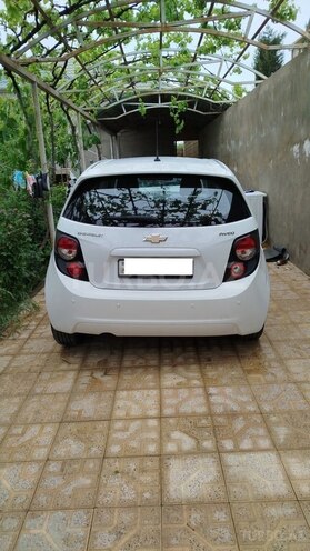 Chevrolet Aveo-3