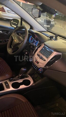 Chevrolet Cruze 2017, 149,000 km - 1.4 l - Şirvan