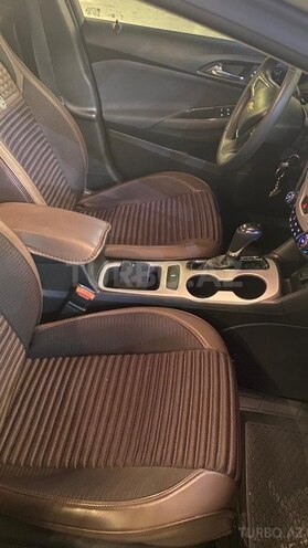 Chevrolet Cruze 2017, 149,000 km - 1.4 l - Şirvan