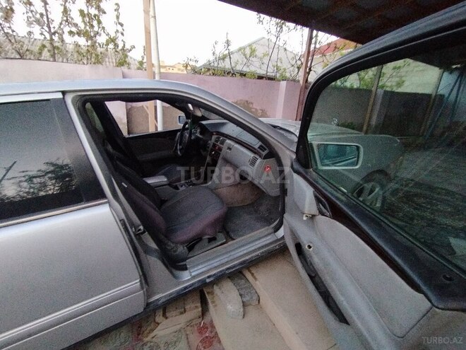Mercedes E 280 1996, 400,000 km - 2.8 l - Bakı