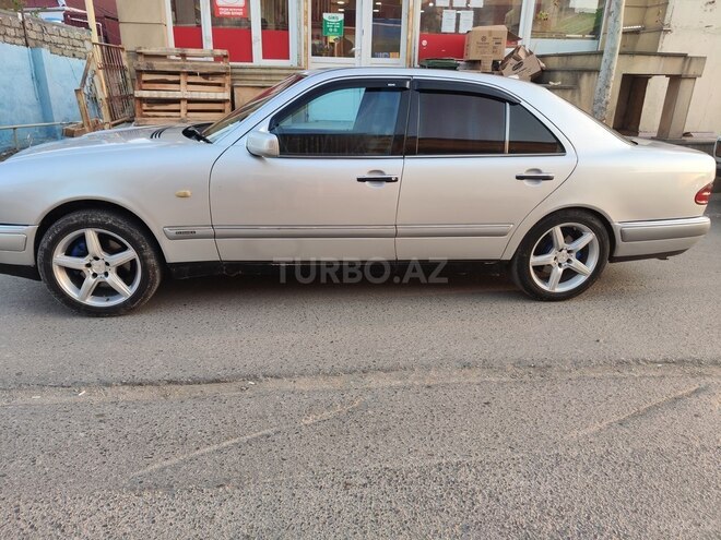 Mercedes E 240 1998, 460,000 km - 2.4 l - Şabran