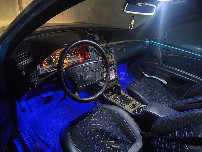 Mercedes E 240 1998, 460,000 km - 2.4 l - Şabran
