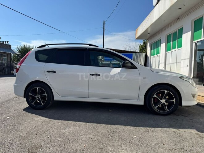 Hyundai i30 2011, 214,000 km - 1.6 l - Qəbələ