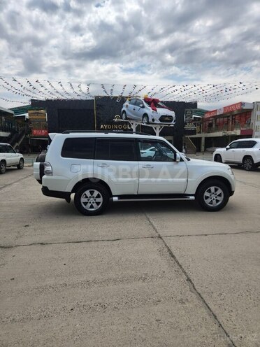 Mitsubishi Pajero 2008, 206,000 km - 3.0 l - Bakı