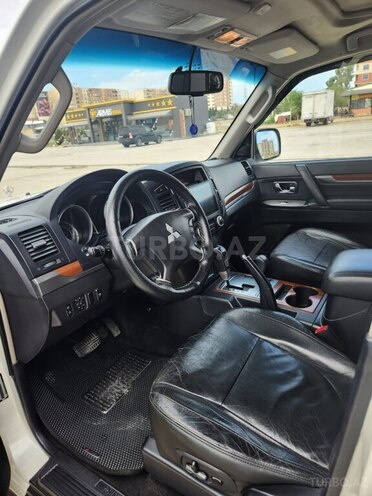 Mitsubishi Pajero 2008, 206,000 km - 3.0 l - Bakı