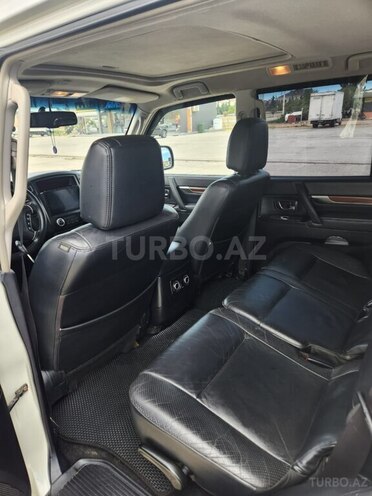 Mitsubishi Pajero 2008, 206,000 km - 3.0 l - Bakı