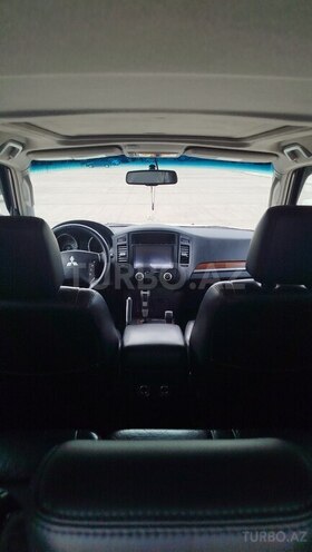 Mitsubishi Pajero 2008, 206,000 km - 3.0 l - Bakı