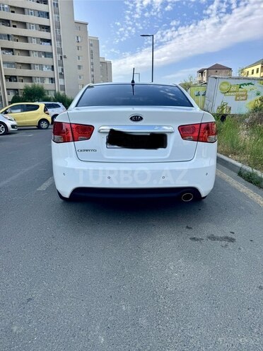 Kia Cerato 2011, 122,500 km - 2.0 l - Bakı