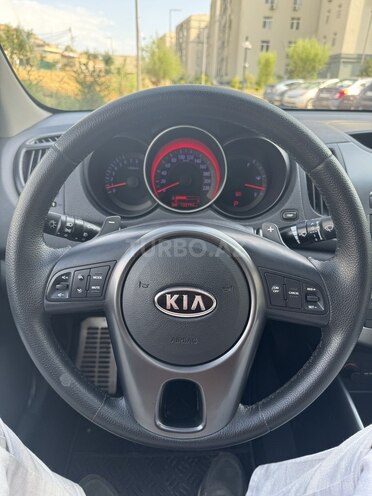 Kia Cerato 2011, 122,500 km - 2.0 l - Bakı