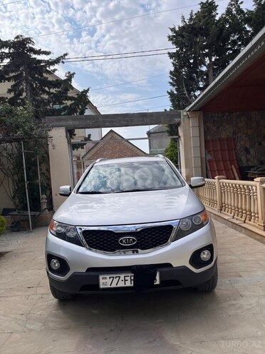Kia Sorento 2011, 266,000 km - 2.0 l - Bakı