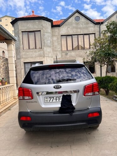 Kia Sorento 2011, 266,000 km - 2.0 l - Bakı