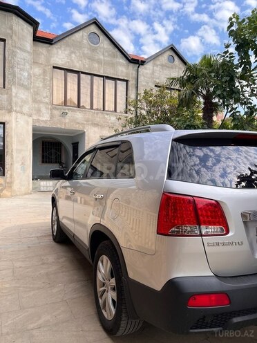 Kia Sorento 2011, 266,000 km - 2.0 l - Bakı