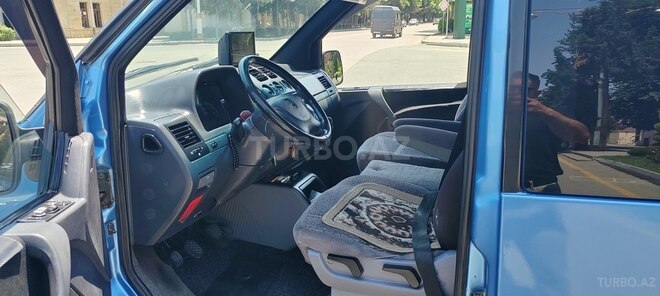 Mercedes Vito 2000, 451,220 km - 2.2 l - Yevlax